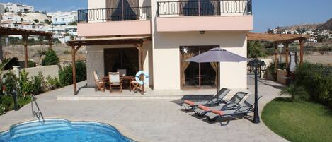 Alberca al aire libre