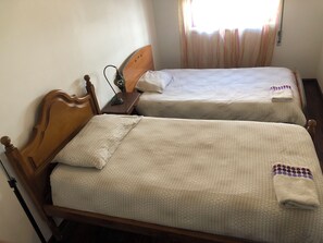 3 bedrooms, iron/ironing board, travel cot, free WiFi