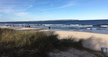 Komfortables Ferienhaus für 7 Personen mit Sauna, 110 qm, im Süden von Rügen