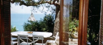 Beautiful, bright, sunny house Domaine du Gaou Bénat with panoramic sea views