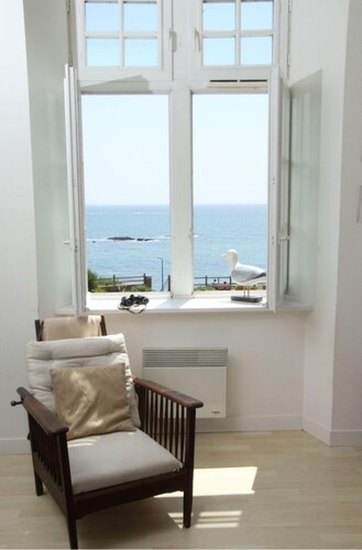 Apartment with very nice sea view