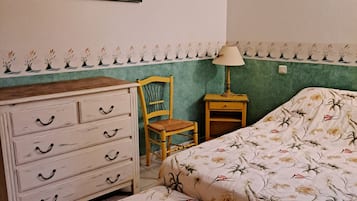 2 bedrooms, iron/ironing board, travel crib, WiFi