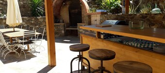 A FEW STEPS FROM THE SEA, MAS DES PORTALS CRIQUES MAGNIFICENT VIEW,