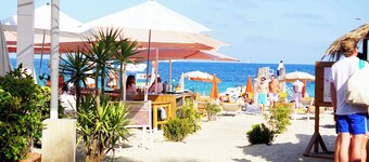 Exceptional cottage with private garden, 100m from Tahiti beach &  St Tropez 2mn