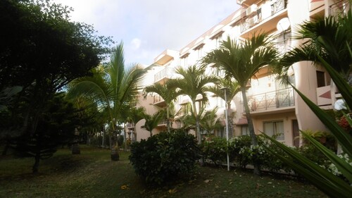 Air-conditioned apartment 700 meters from the beach.