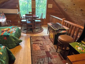 Spielezimmer
