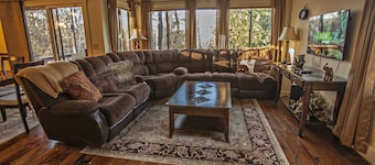 Luxus 3 Br 2 Bath Condo mit Dampfdusche Ski Golf Relax