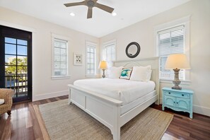 4 bedrooms, iron/ironing board, travel cot, Internet - July special: Madison Cottage, South of 30-A in Rosemary Beach. walk to Beach, Pool and Shoppes. (Rosemary Beach)