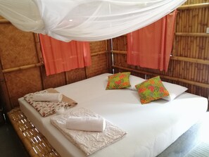 12 bedrooms, WiFi - Enjoy every second of your trip in Bansonmanee Homestay (Khanom)