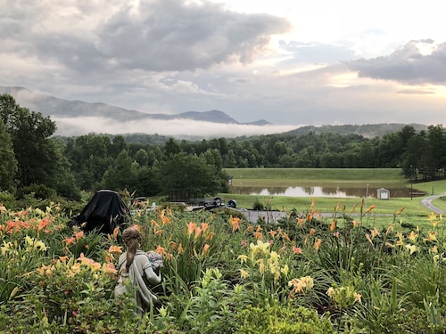 Our Slice of Heaven with view & pond in North Pickens near Table Rock State Park