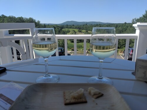 Maine Historic Oceanfront property - Near Camden - Family Friendly