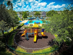 Piscine extérieure, piscine chauffée