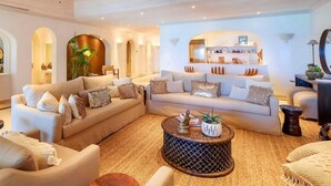 Villa | Stue | Tv, dvd-afspiller