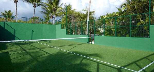 Tennis court