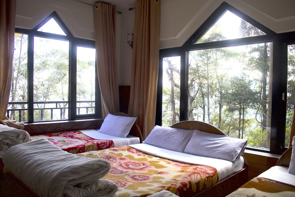 Panoramic Room, 1 Large Twin Bed, Non Smoking, Mountain View | Premium bedding, WiFi (free)