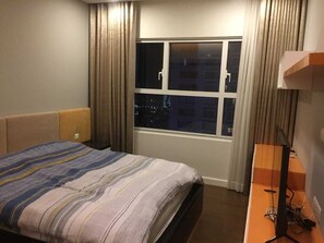 3 bedrooms, iron/ironing board, WiFi, bed sheets - Luxury condominium 5 star great location of Ho Chi Minh  (Ho Chi Minh City)