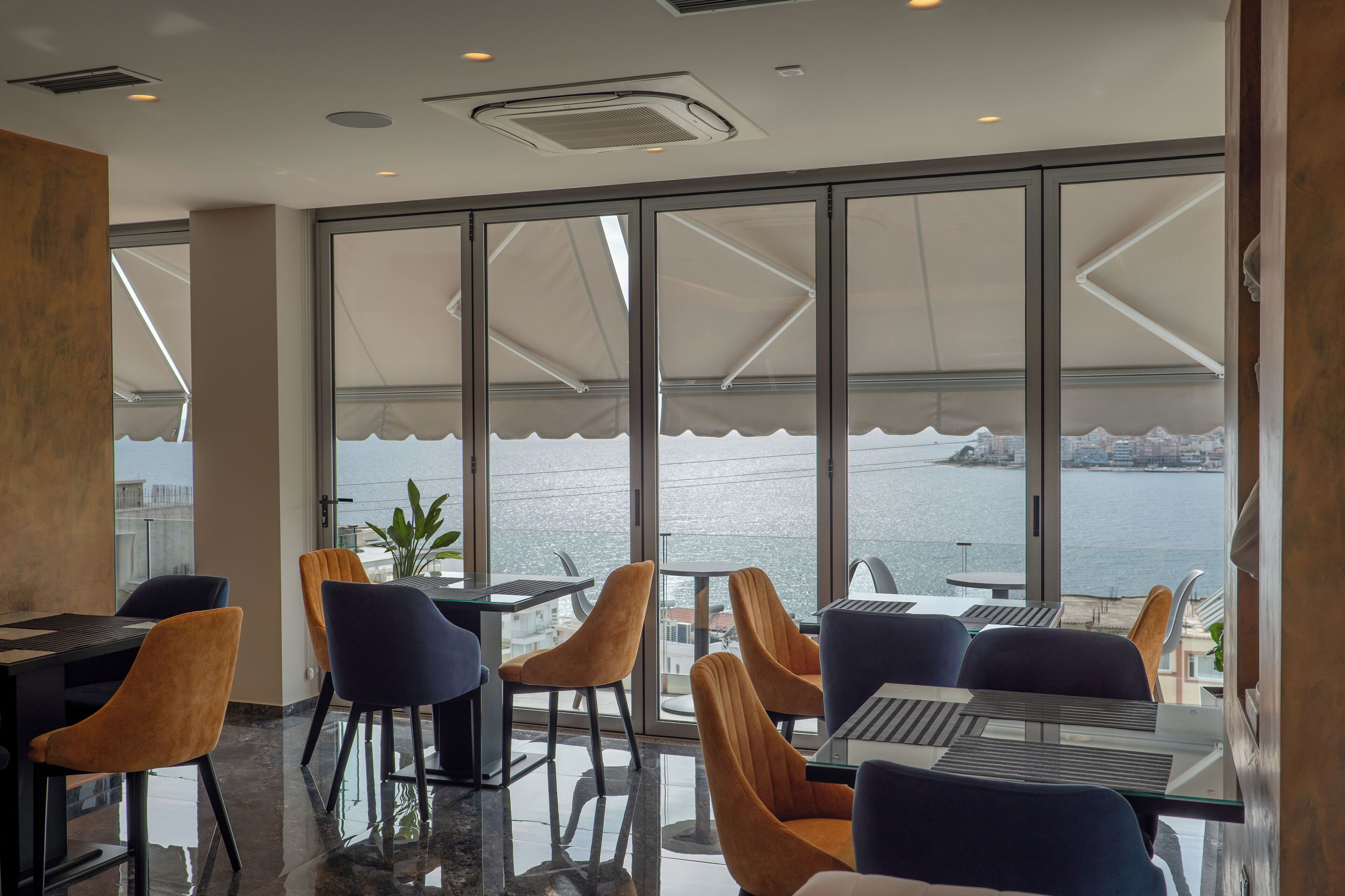 Bar (en el alojamiento)