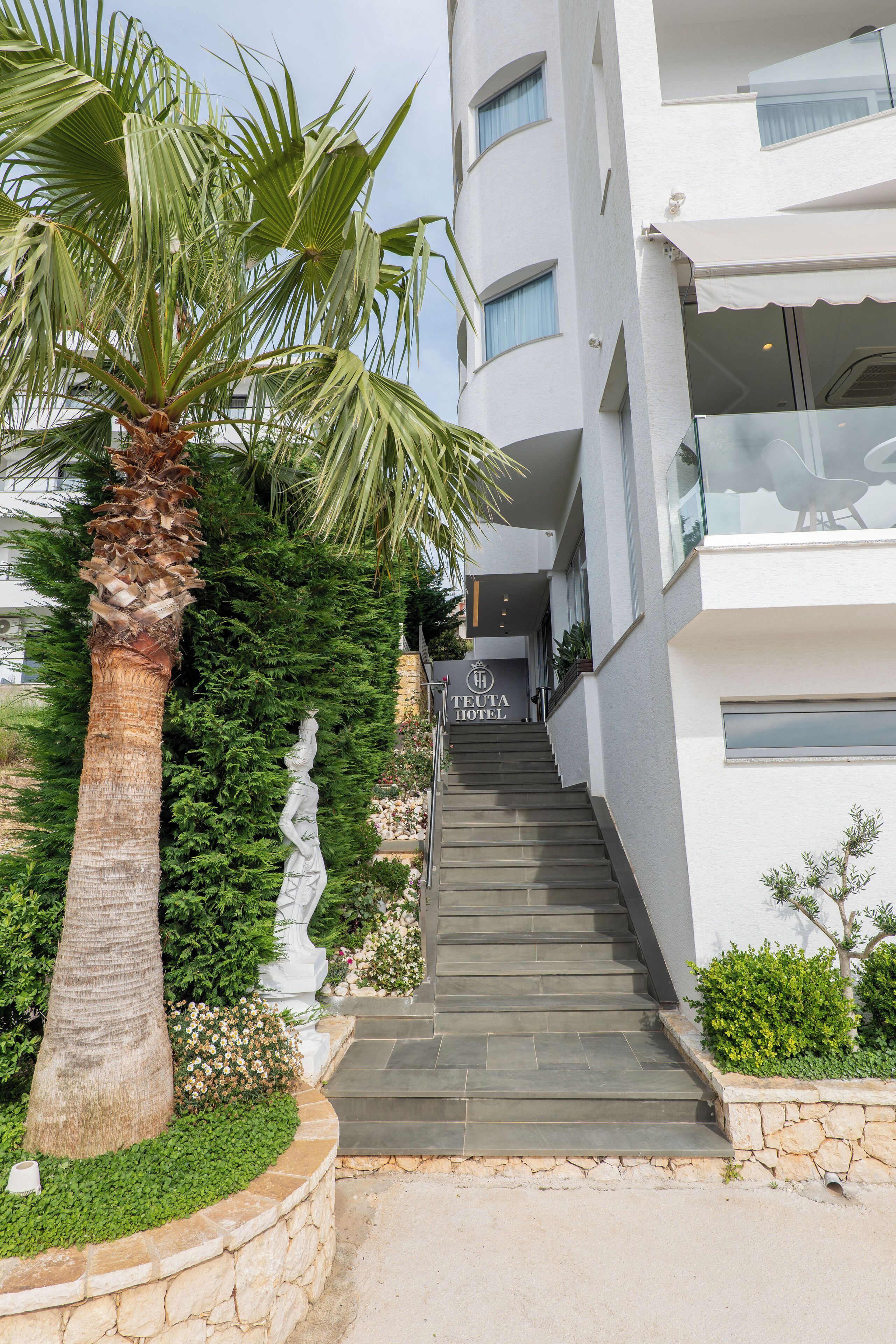 Photo - Hotel Teuta