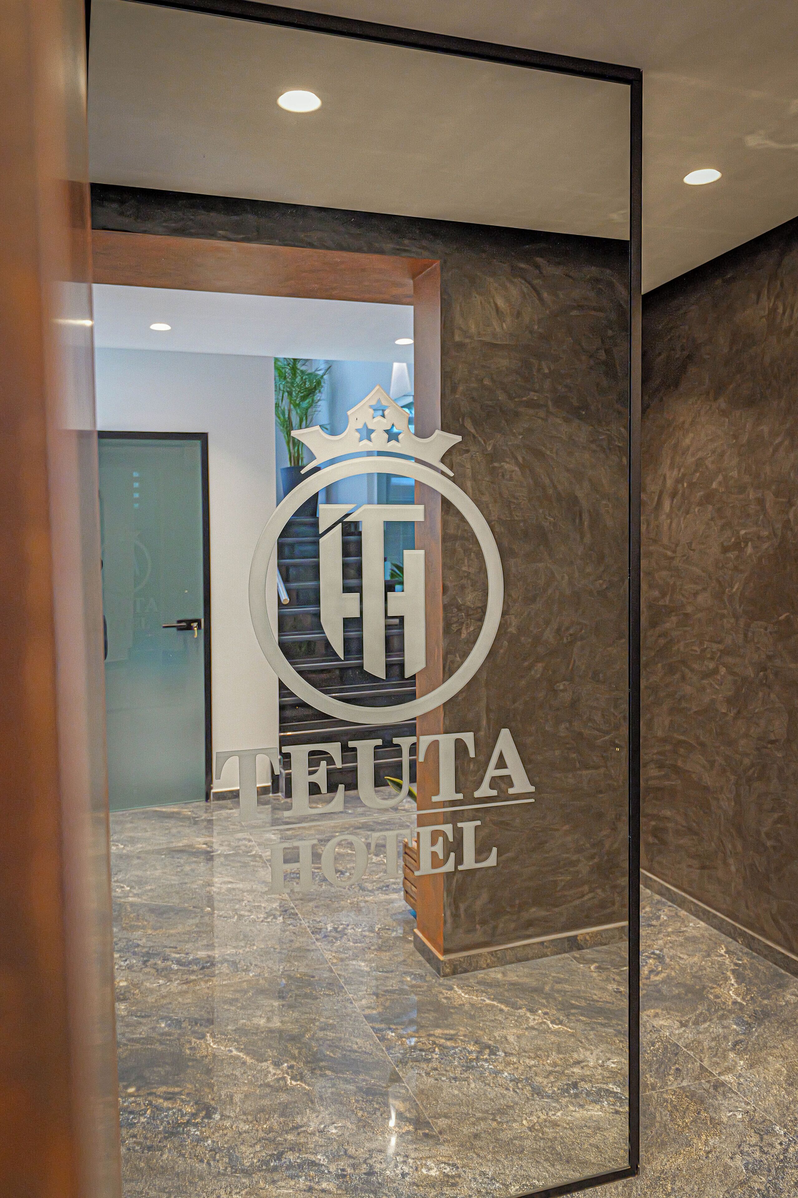 Photo - Hotel Teuta