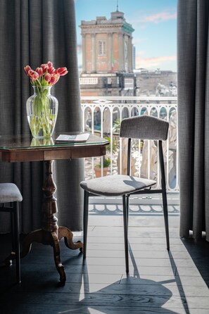 Superior Quadruple Room, Balcony, City View - Rinuccini Relais (Naples)