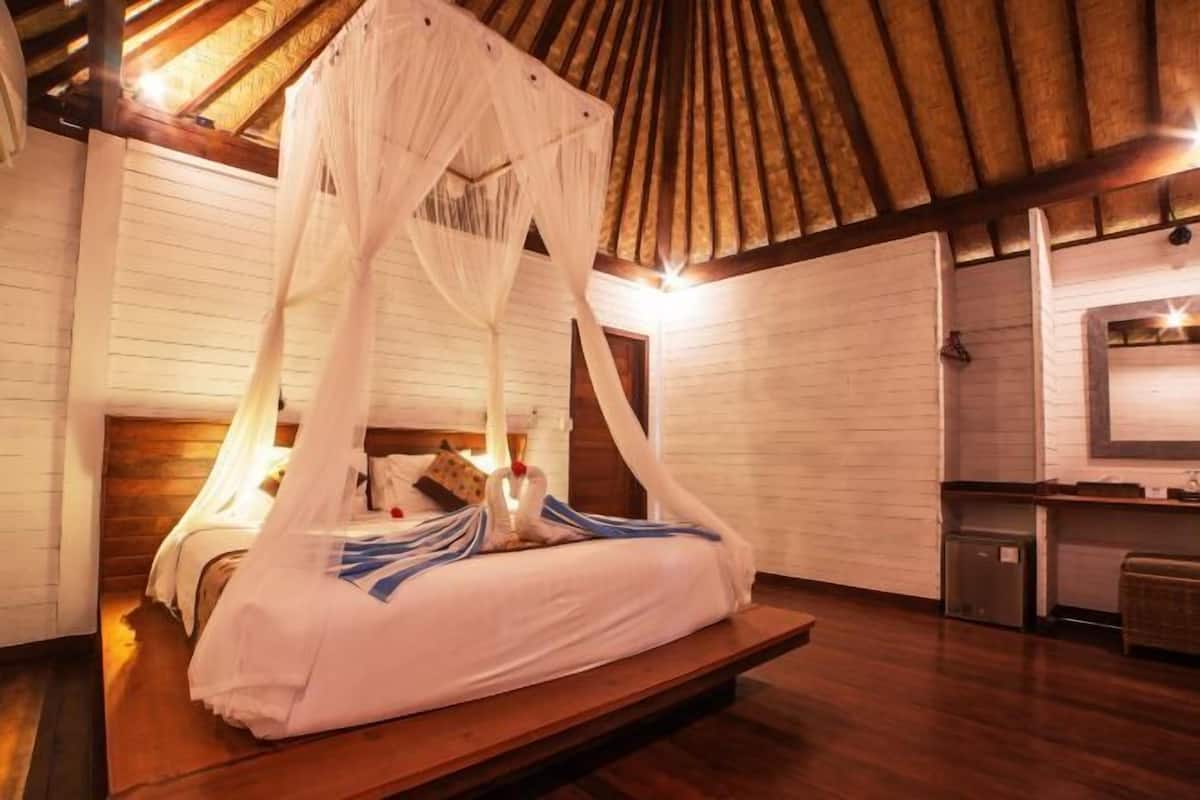 3 quartos, cofres nos quartos, escrivaninha, Wi-Fi de cortesia