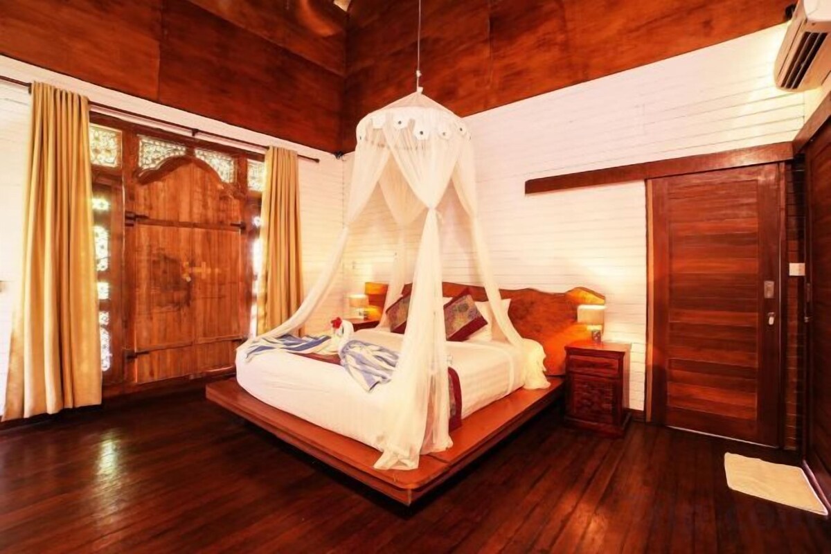 Coffres-forts dans les chambres, bureau, Wi-Fi gratuit, draps fournis