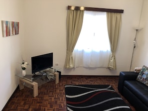 TV - City View Gardens II (Funchal)