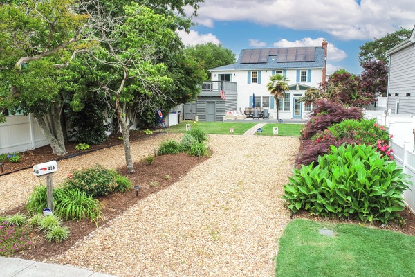 large driveways can accommodate 6 cars, off-street
