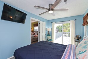 5 bedrooms, iron/ironing board, free WiFi, bed sheets - Spacious Family Retreat: Walk to Beach, Restaurants, ViBe, The Dome & Surf Park! (Virginia Beach)