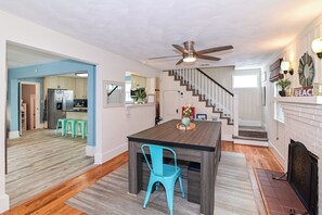 Dining - Spacious Family Retreat: Walk to Beach, Restaurants, ViBe, The Dome & Surf Park! (Virginia Beach)
