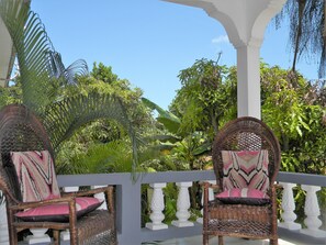 Property grounds -  Beautiful 7 Bedroom Vacation home rental with Pool , Negril Jamaica (Negril)