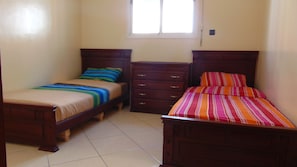 City Apartment, 2 Bedrooms, Accessible, Non Smoking | 2 bedrooms, laptop workspace, blackout drapes, iron/ironing board