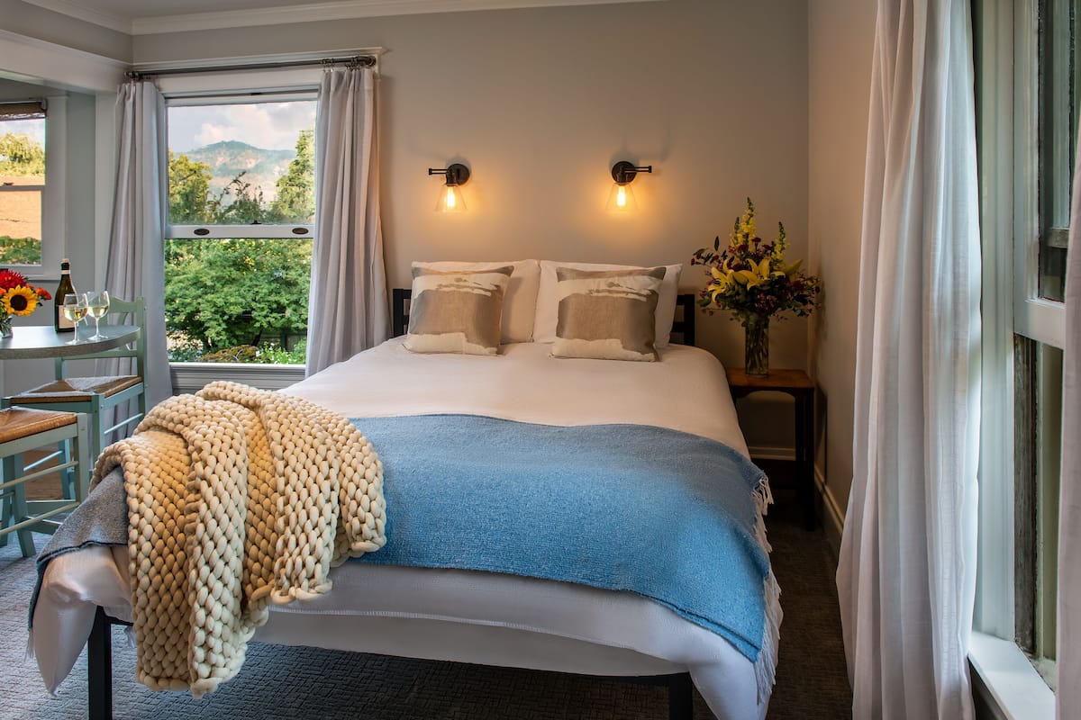 Garden Suite | 1 bedroom, premium bedding, individually decorated