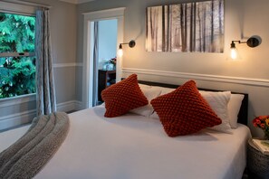 Cascade Suite | Premium bedding, individually decorated, individually furnished