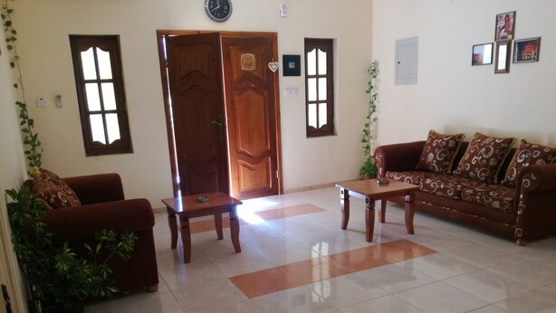 Unclassified image, 1 of 17, button - Dar Seitti (Aqaba)