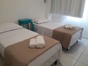 Apartment, Multiple Beds, Accessible, Courtyard View | Blackout drapes, iron/ironing board, free WiFi, bed sheets - Ed. Bosque das Azaleias (Salvador)