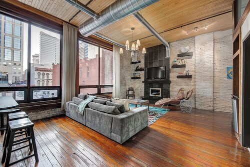 ❤️ keskusta-1 BR Kävele kaikkeen! Flat Loft-Tulostimet Alley Lofts