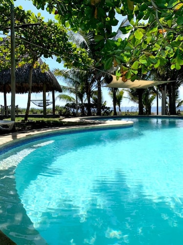 A family/friendly place to Rest and Enjoy  the Sun in Monterrico Beach