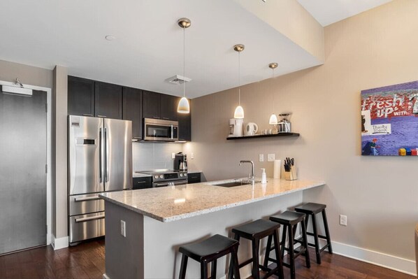 Fridge, microwave, oven, stovetop