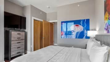 1 habitación, tabla de planchar con plancha, wifi gratis y ropa de cama