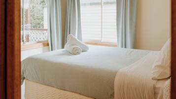 2 sovrum, strykjÀrn/strykbrÀda, gratis wi-fi och sÀngklÀder