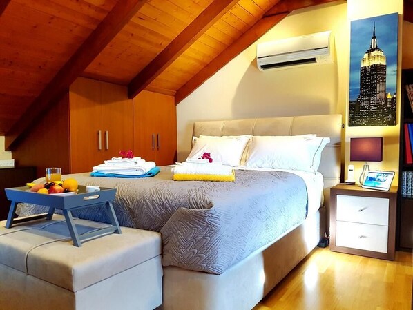 3 makuuhuonetta, silitysrauta/-lauta, ilmainen Wi-Fi, vuodevaatteet