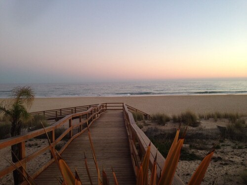 2-Bett-Apartment mit Blick auf den Pool und den Jachthafen, 5 Schlafplätze, Klimaanlage in allen Zimmern, mit WLAN
