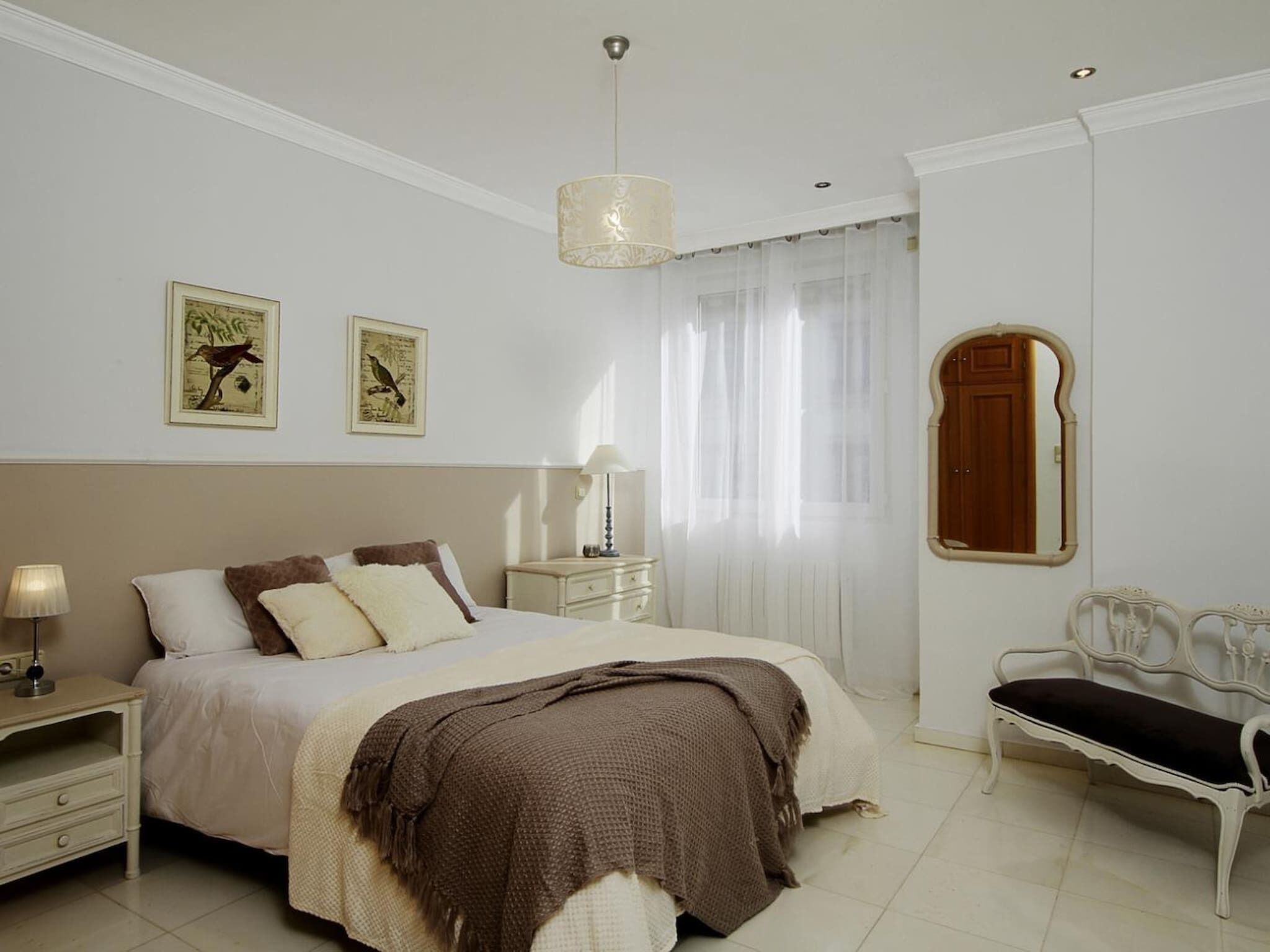 3 bedrooms, iron/ironing board, free WiFi, bed sheets