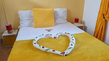 2 Schlafzimmer, Zimmersafe, BĂŒgeleisen/BĂŒgelbrett, WLAN