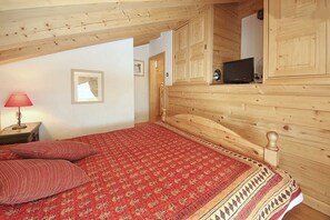 5 habitaciones, escritorio y insonorización