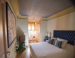 1 bedroom, iron/ironing board, travel crib, free WiFi