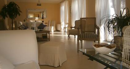 Villa Don Agostino with swimming pool surrounded by greenery