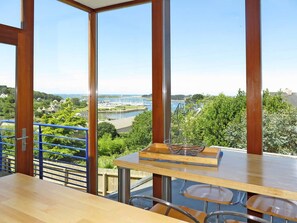 Dining - LARGE VILLA at ABER WRAC'H; classified 4 STARS 14 pers. (, 18 poss)) sea view spa sauna  (Landéda)