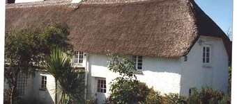 Une belle chaumière de 250 ans près de Frenchman's Creek. 2 chambres